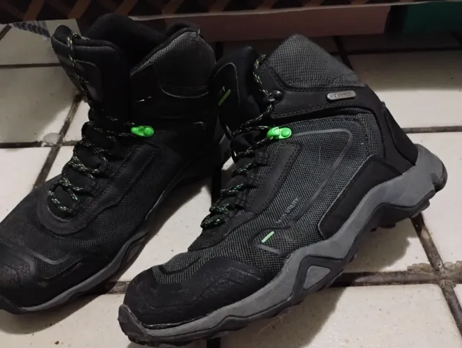Botas Boriken Europeia Importada