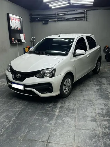 Toyota Etios X 1.3 Flex 16V 5P Aut. 2021