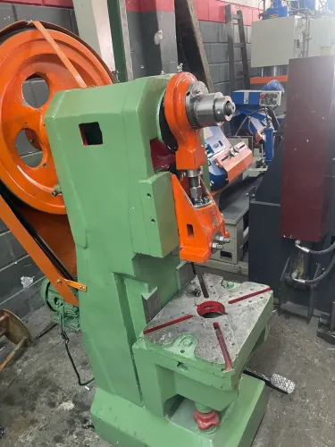 Prensa 15 ton buchas novas impecável completa 