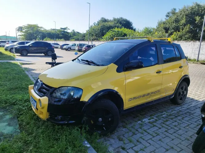 Volkswagen Crossfox 1.6 MI Total Flex 8V 5P 2010