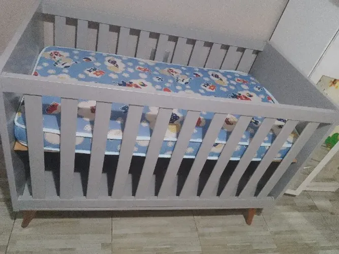 Berço pouco usado