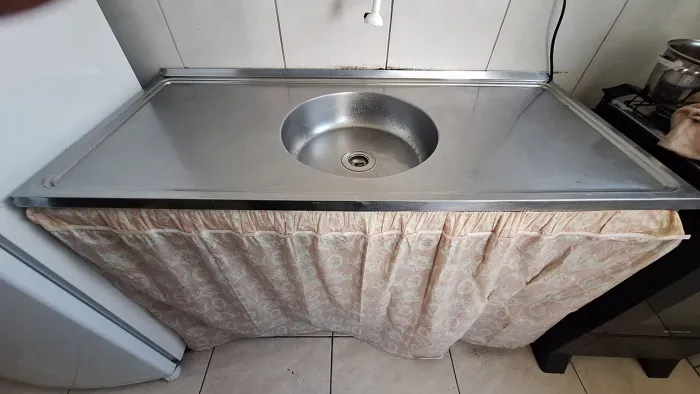 PIA DE AÇO INOX + BALCÃO RÚSTICO