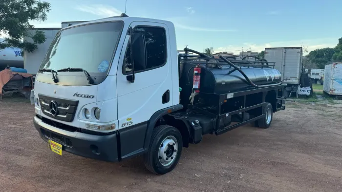 ACCELO 815