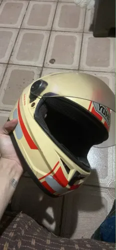 CAPACETE YOHE
