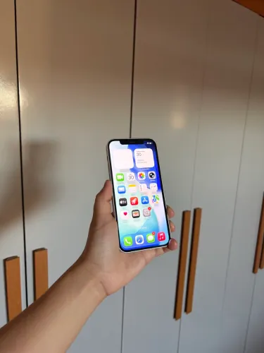 iPhone 12