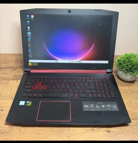 Notebook Gamer Acer Nitro i7 7 geração Placa de vídeo de 4 gigas GTX 1650 SSD 256 GB