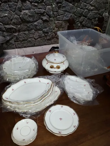 Jogo de jantar de porcelana antiga Mauá