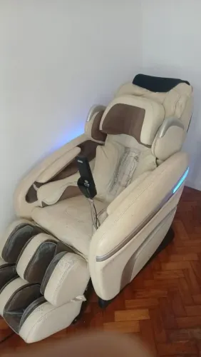 Cadeira de Massagem Revitale Import RT-8900 | Zero G | Music Sync | LED*<br>