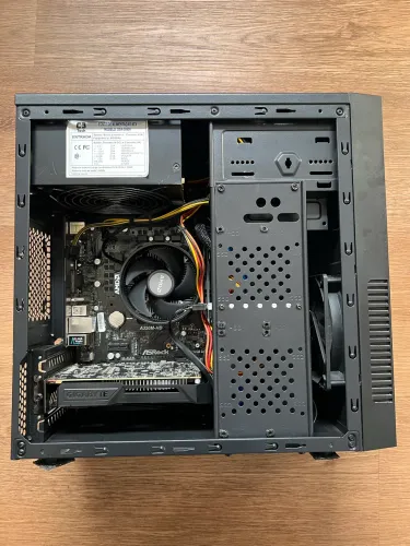 PC Gamer 16gb Ram, RX 560 OC
