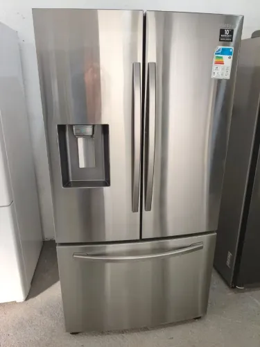 Geladeira SEMINOVA French Door  SANSUNG RF23R6201SR 536 Ltrs (127volts)