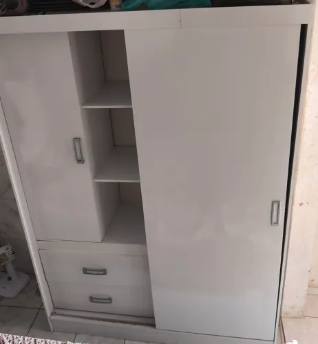 Guarda Roupa de Solteiro