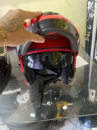 Capacete robocop + Sámarino