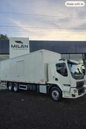 CAMINHÃO BAÚ VOLVO VM 290 ANO 2023 6X2