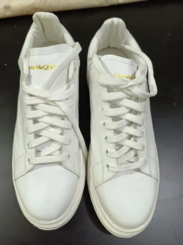 Tênis Branco Alexander McQueen Oversized primeira linha NOVO