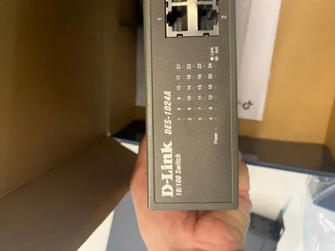 Switch 24 Portas Gigabit 10/100 Mbps TP-Link TL-SG1024D
