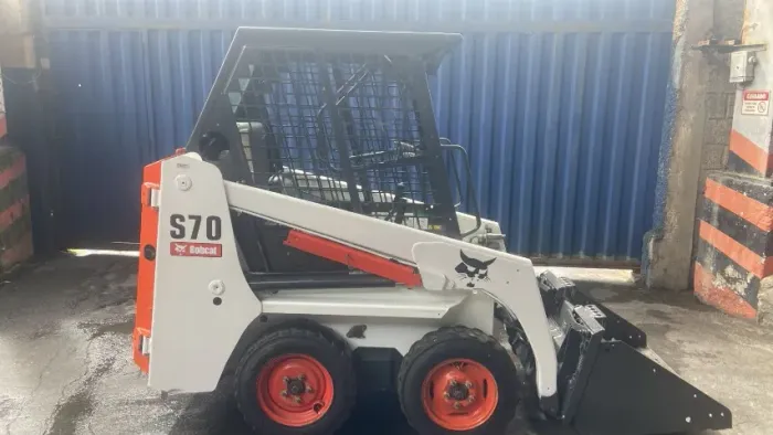 Mini Carregadeira Bobcat Mod S70 Ano 2022 Com +/- 1915.8h