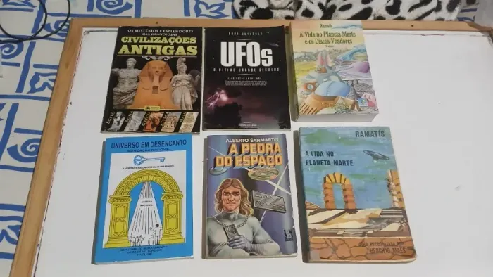 6 livros tema : ufos - livros raros 
