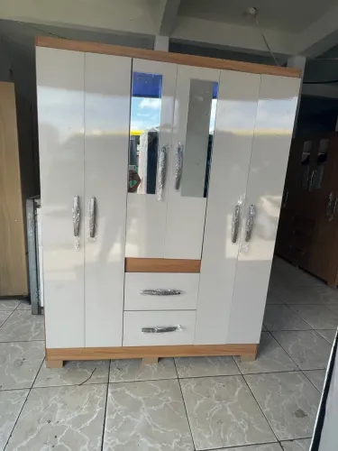 Guarda Roupa de casal