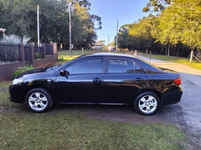 Toyota Corolla GLI 1.8 Flex 16V Aut. 2010