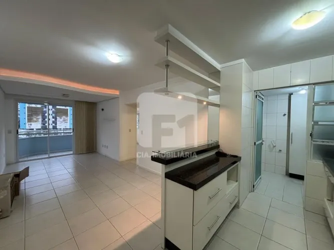 Apartamento de 2 dormitórios à venda no Itacorubi