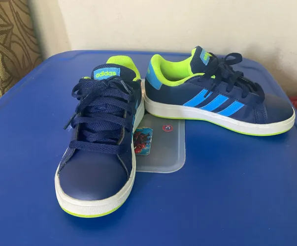 Tênis Adidas TAM 29