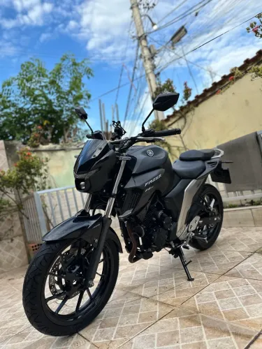 Fazer 250