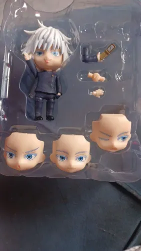 Nendoroid Satoru Gojo de Jujutsu Kaisen