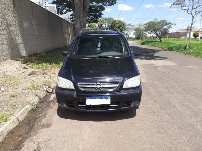 Chevrolet Zafira Comfort 2.0 MPFI Flexpower 8V 5P 2012