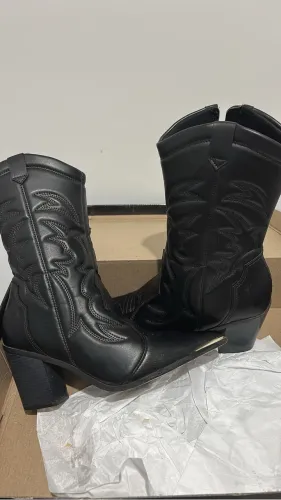Bota vizzano tamanho 38
