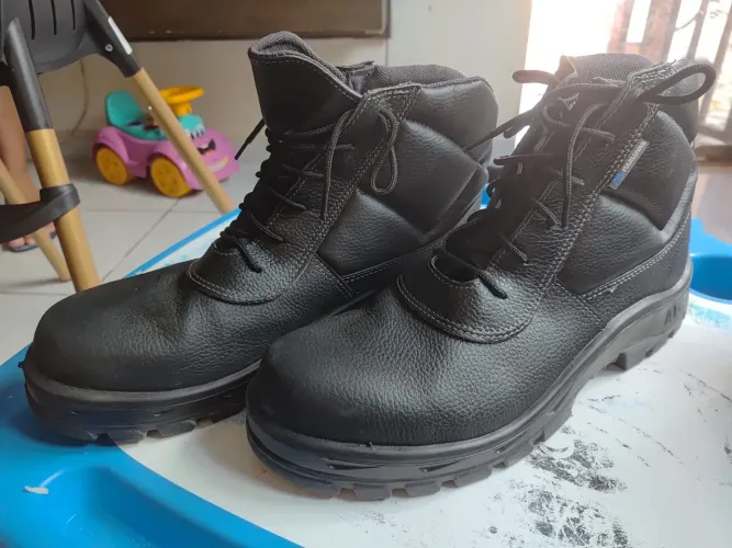 Botina de Segurança Masculina