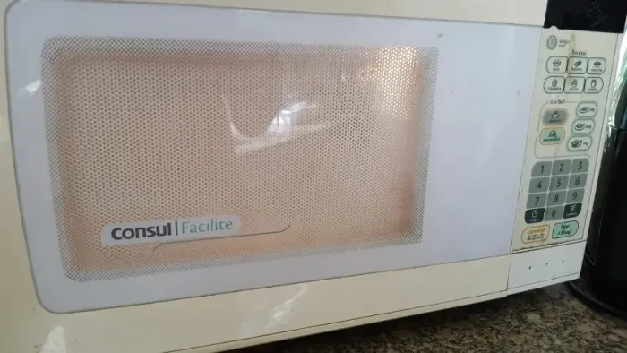 Micro-ondas Consul Facilite 20L Branco (Com Defeito / P/ Retirada de Peças)