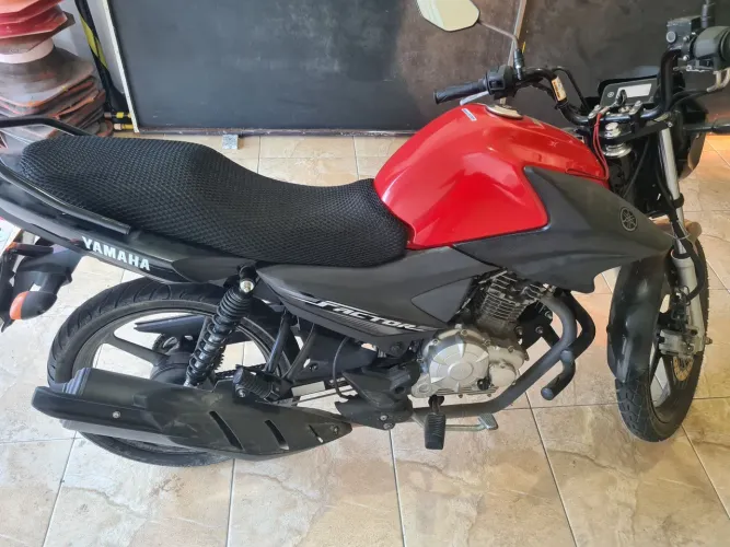 MOTO YAMAHA YBR FACTOR 125I FACTOR ED IMPECAVEL