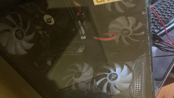 Vendo Cpu gamer semi nova 8 meses de uso