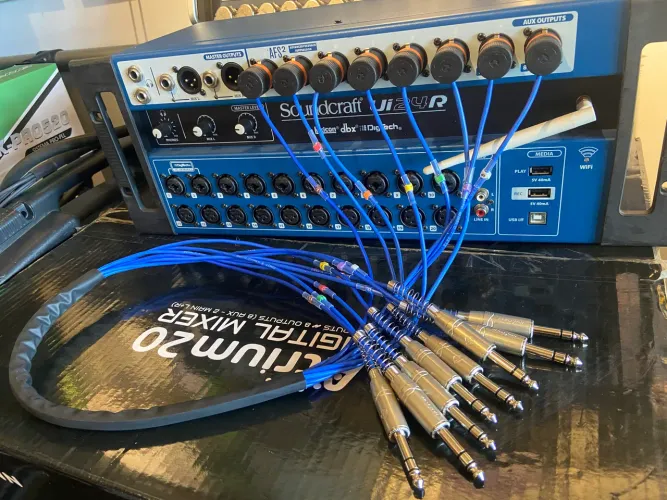 Multivia UI24R Para Powerplay 8 Vias 01 Metro 