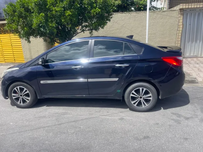 Hyundai HB20S Premium 1.6 Flex 16V Aut. 4P 2014