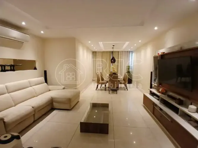 Imóvel para venda possui 116 metros quadrados com 3 quartos em Tijuca - Rio de Janeiro - R