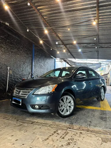 Nissan Sentra SL 2.0/ 2.0 Flex Fuel 16V Aut. 2016