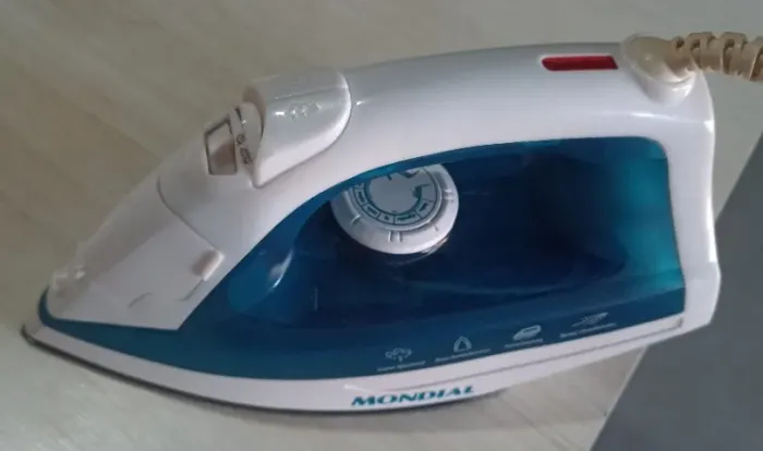 Ferro A Vapor Mondial F-32 220V