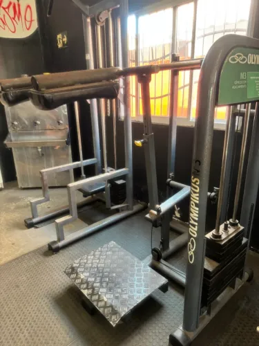 Máquina de academia