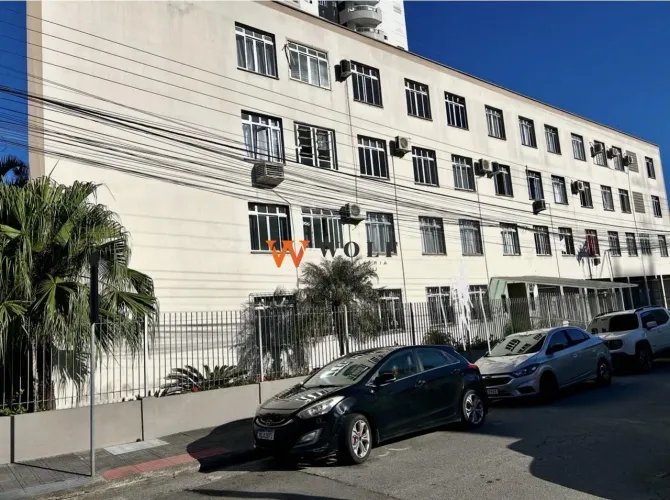 Apartamento a venda 2 Quartos próximo a Beira Mar Continental Estreito Florianópolis