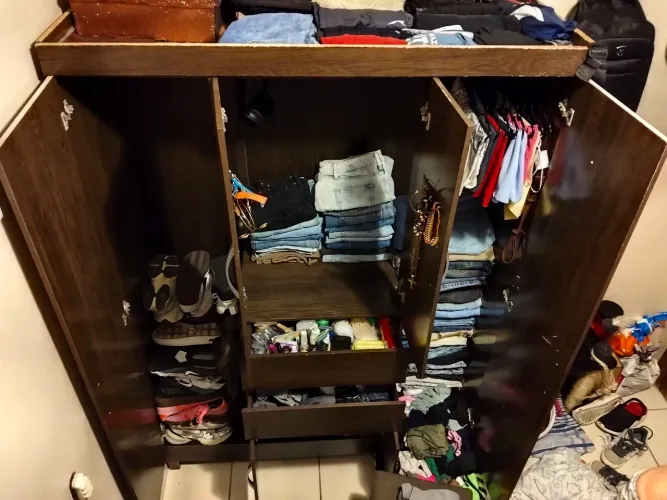 Vendo Guardarropa Em Bom Estado