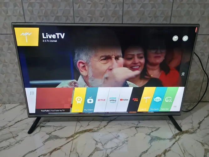 Tv LG 43 polegadas smart 4k comando de voz Magic completa