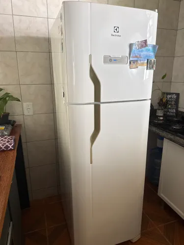 Geladeira Electrolux frontfree