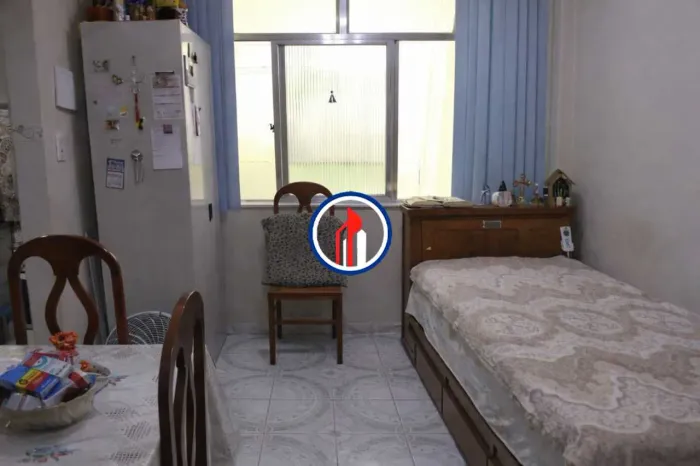 Kitnet/Conjugado : / Residencial / Centro