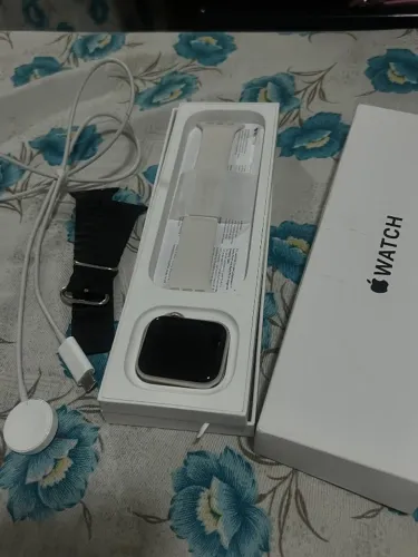 Apple Watch SE gen2 44 mm