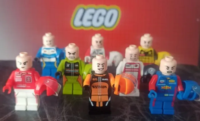 Bonecos e Minifiguras Pilotos de Corrida (Blocos de montar tipo LEGO)