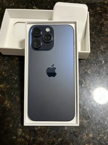 IPHONE 15 PRO MAX A VENDA