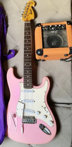 Guitarra Menphis nunca usada 