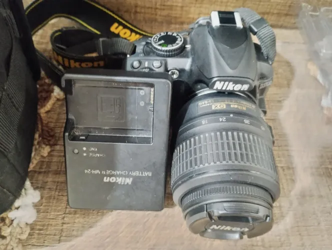 Camera Nikon D1300