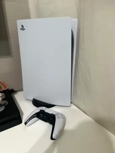 PlayStation 5 Fat (Modelo Original) na Edição com Leitor de Disco, 825GB